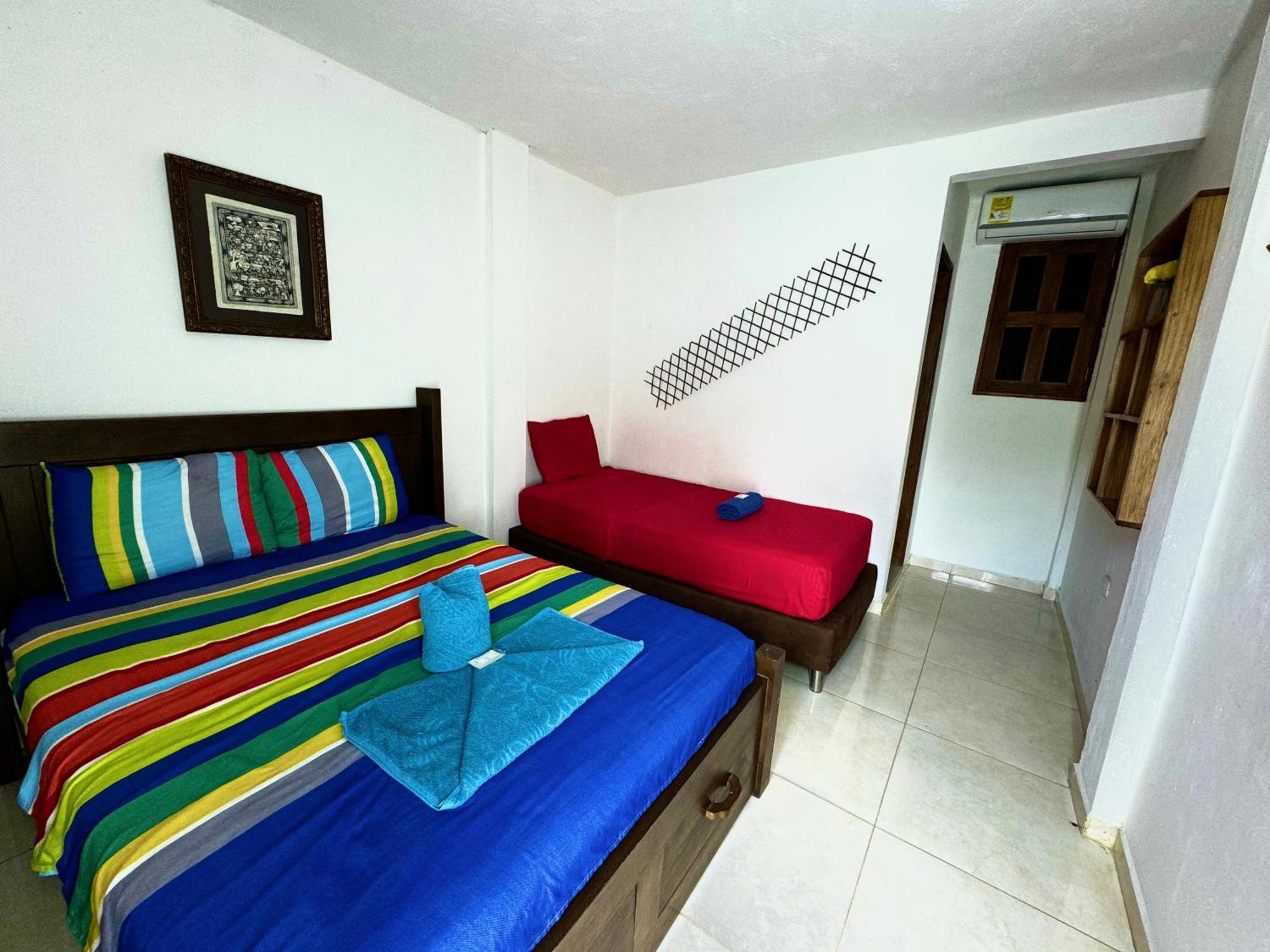 Hostal Nibuni Palomino Exterior foto