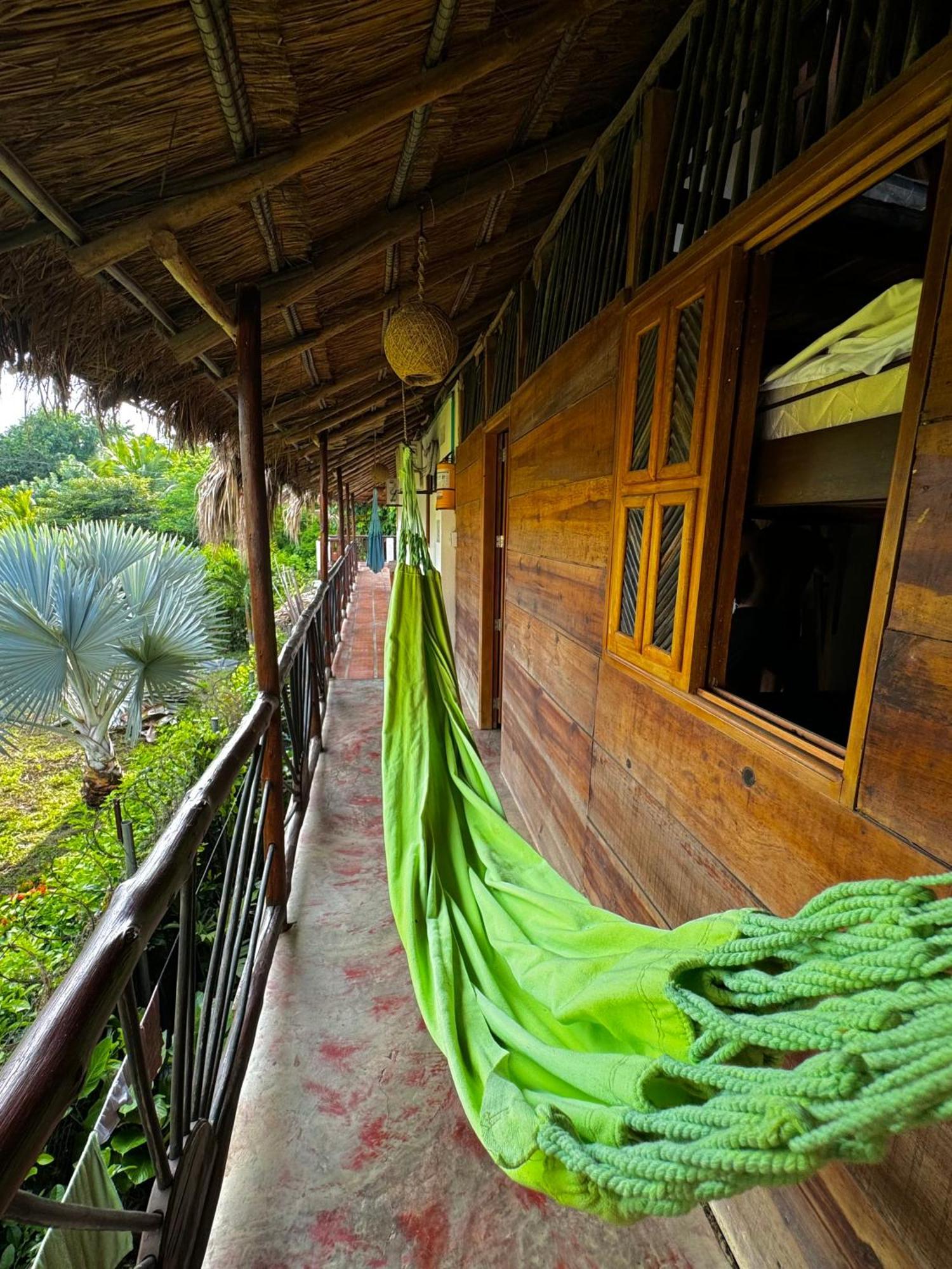 Hostal Nibuni Palomino Exterior foto