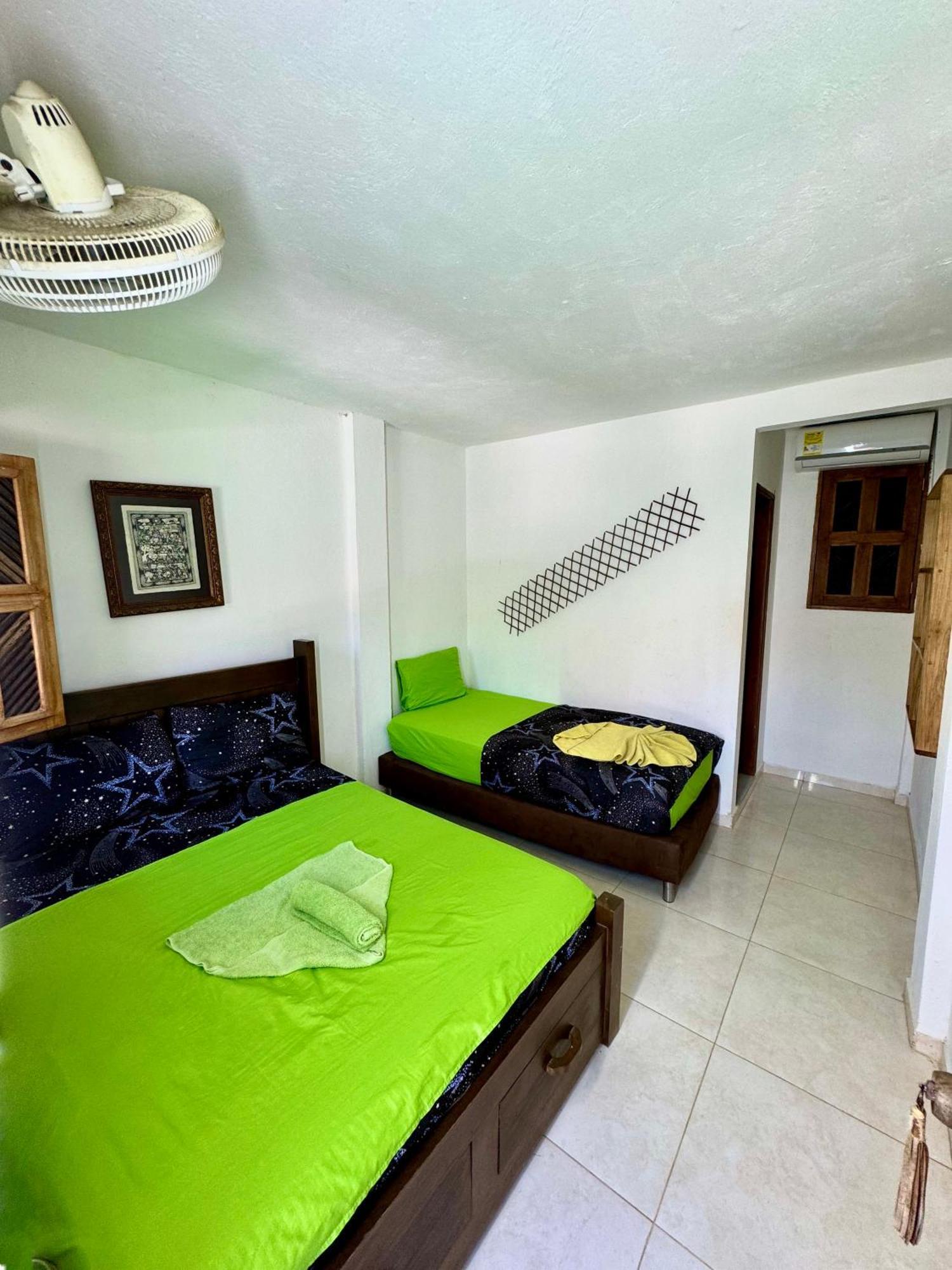 Hostal Nibuni Palomino Exterior foto