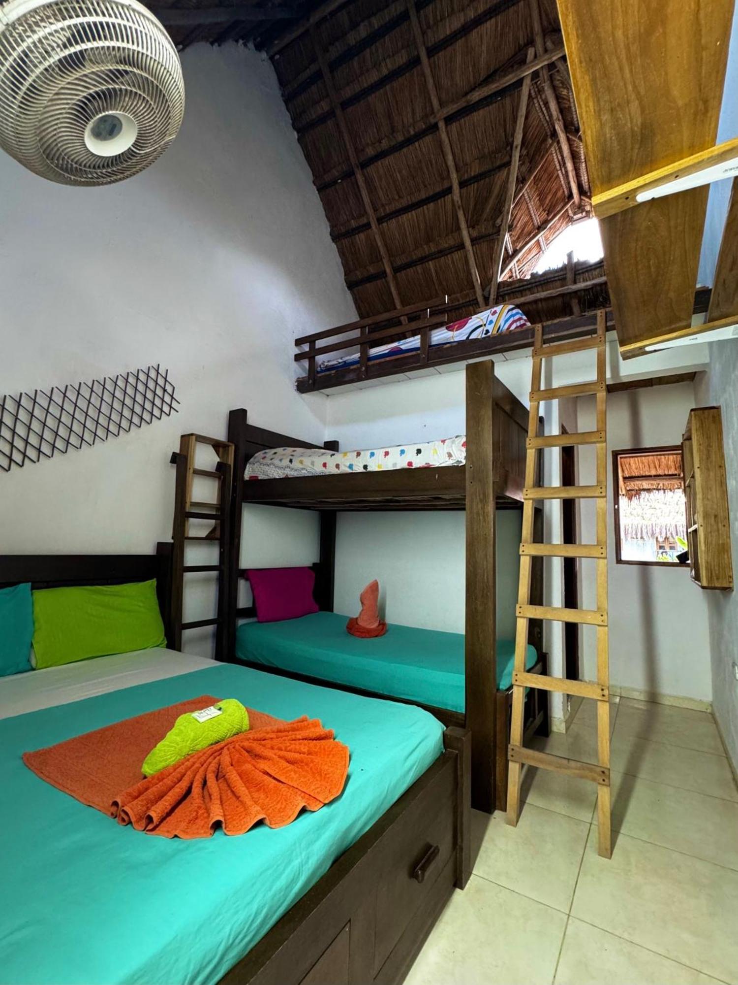 Hostal Nibuni Palomino Exterior foto